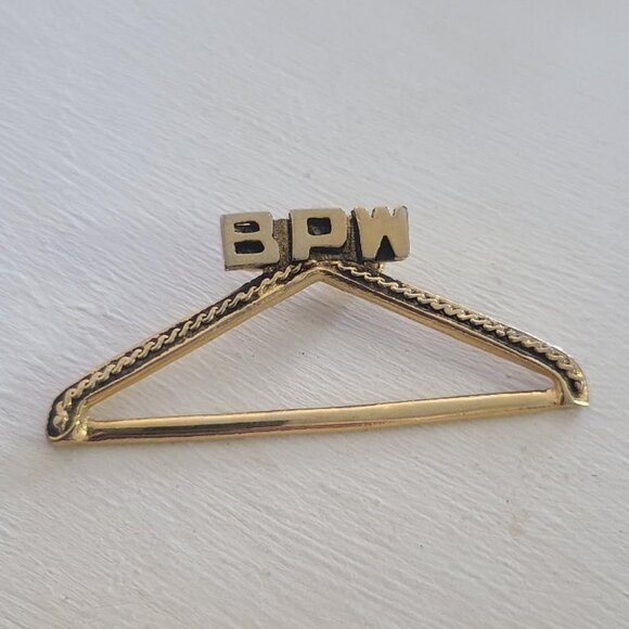 BPW Eyeglasses ID Badge Holder Lapel Pin - Picture 1 of 4